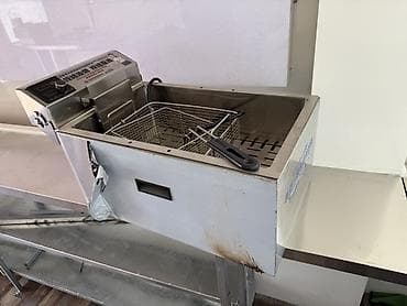 Кафелер, ресторандар үчүн: Фритюрница идеально подойдет для приготовления крылышек, боорсока, фри — 4