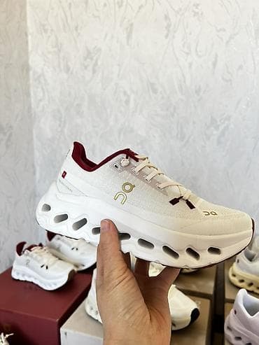 Мырзалардын бут кийими: Кроссовки On Running с фирменной подошвой CloudTec. Основные — 2