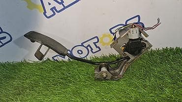 infinity fx35: Infiniti FX35 2006 г. педаль газа — 1