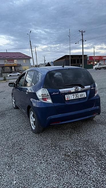 mini cuper: Honda Fit: 2011 г., Автомат, Бензин, Хэтчбэк — 5