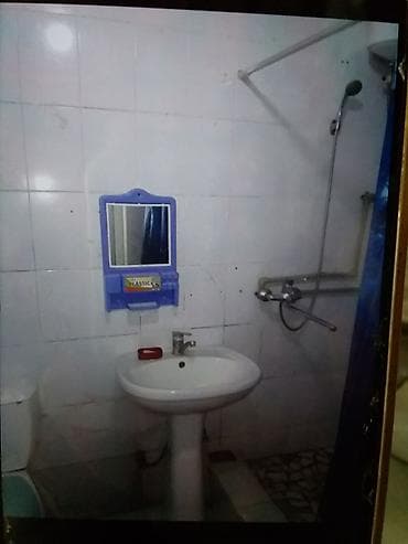 саната продажа: 3 комнаты, 58 м², 105 серия, 1 этаж, Косметический ремонт — 9