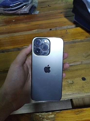 pc 4 pro: IPhone 13 Pro, Б/у, 512 ГБ, Black Titanium, Зарядное устройство, Чехол, 76 % — 5