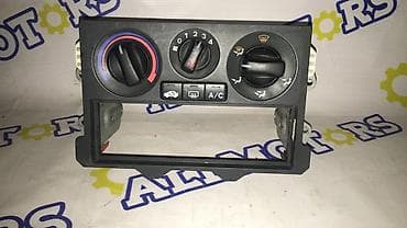 accord: Honda Accord 2000 год (европеец), переключатели печки — 1