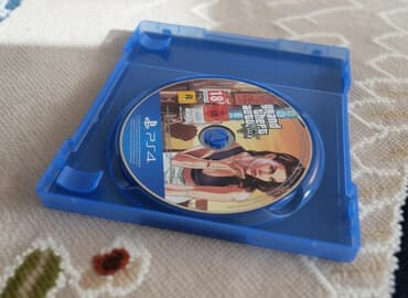 Продаю все Работает на пс4