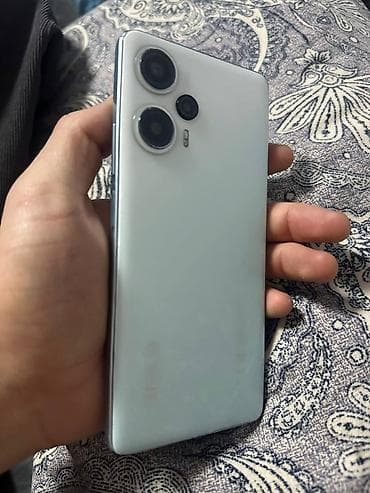 Poco F5, Б/у, 256 ГБ, цвет - Белый, 1 SIM, 2 SIM