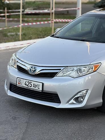 Toyota Camry: 2012 г., 2.5 л, Автомат, Гибрид, Седан — 8