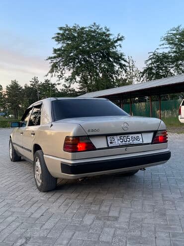 мерсадес: Mercedes-Benz W124: 1990 г., 3 л, Автомат, Дизель, Седан — 5