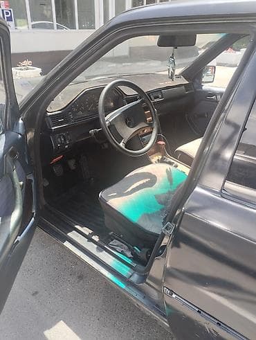 Mercedes-Benz W124: 1989 г., 2 л, Кол менен иштөөчү, Бензин, Седан — 5