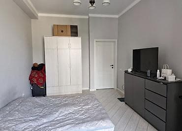 Недвижимость: 2 комнаты, 58 м², Асанбай мкр Элитка, 2 этаж, Евроремонт — 3