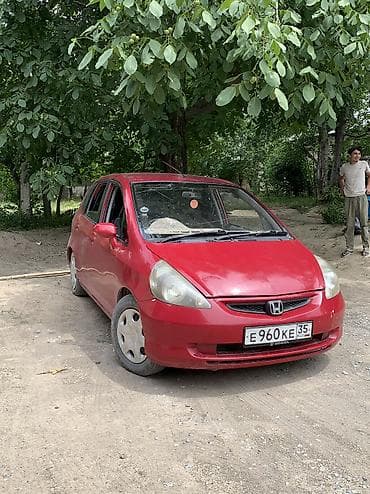 электромобиль дешевый: Honda Fit: 2001 г., Автомат, Бензин, Хэтчбэк — 7
