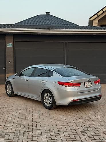 Продажа авто: Kia K5: 2017 г., 2 л, Автомат, Газ, Седан — 4