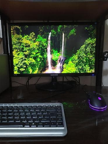 macbook pro 2012: Монитор, Samsung, Б/у, LED — 2