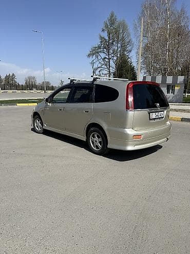 ижара авто: Honda Stream: 2002 г., 1.7 л, Автомат, Бензин, Вэн/Минивэн — 6