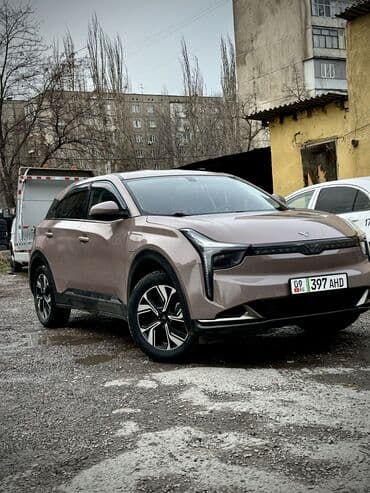 Современный и экономичный электрокроссовер Neta U Pro 400 в отличном