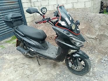 електр скутер: Макси-скутер Honda, 150 куб. см, Бензин — 5