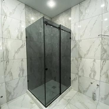 Терезелер жана комплектөөчүлөр: Угловая душевая перегородка с раздвижной системой дверного открывания — 6