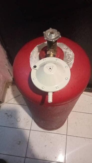 Газовый баллон с установленным редуктором - Металлический баллон — 1