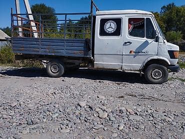 кун мтз 80: Грузовик, Mercedes-Benz, Стандарт, Б/у — 2