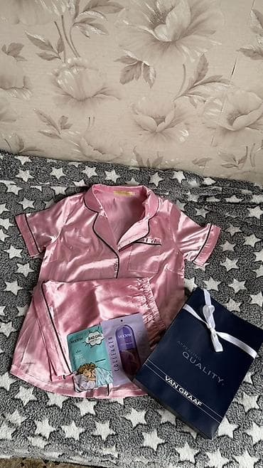 tech fleese: Пижамный комплект женский - Материал: атлас/сатин с легким блеском - — 2