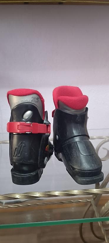 ботус бу: Продам крепления и ботиночки для сноуборда размер 33. цена 5000 сом — 9