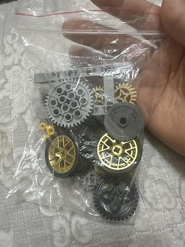 Набор деталей для конструкторов типа Technic - Lego Состав: -