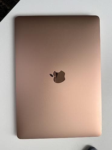 apple macbook: MacBook Air M1 256 гб памяти 8 гб ОЗУ 85% аккумулятор Есть чехол — 2