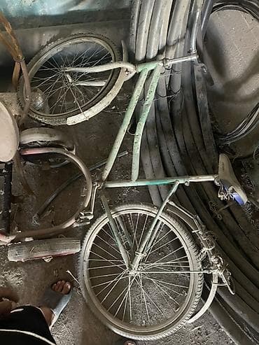 жалал абад одежда: Велосипед дорожный, классическая стальная рама. Характеристики: - — 2