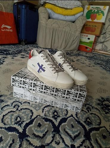 обувь из италии: Кеды Premiata - Модель: низкие кеды из гладкой белой кожи - Дизайн — 1