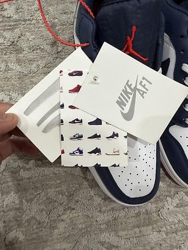 Кроссовки и спортивная обувь: Мужские кроссовки, 41, Air Jordan, Новый, цвет - Белый, Бесплатная доставка — 2