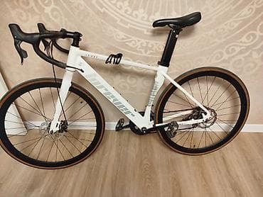 Велосипеды: Шоссейный велосипед, Рама M (156 - 178 см), Б/у — 2