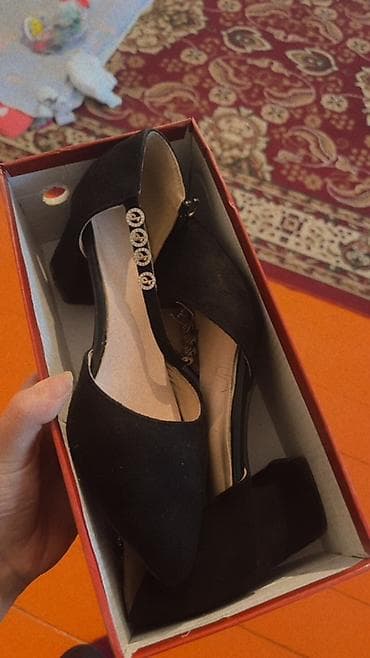 бут кимдер: Женские туфли-лодочки в классическом черном цвете. - Материал верха — 1