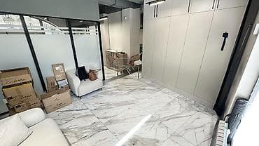 италиянский квартал: Аренда офисов, 100 м², В жилом комплексе, С отдельной кухней, С отдельным входом, С отдельным сан узлом — 10
