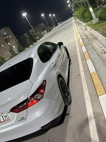 машина нехсия: Toyota Camry: 2022 г., 2.5 л, Автомат, Гибрид, Седан — 3