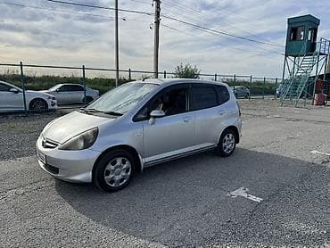 Honda Fit: 2002 г., 1.3 л, Автомат, Бензин, Хэтчбэк
