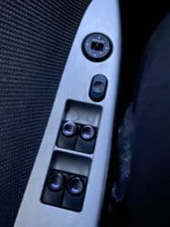 мухобойка авенсис: Hyundai Solaris: 2014 г., 1.4 л, Автомат, Бензин, Хэтчбэк — 11