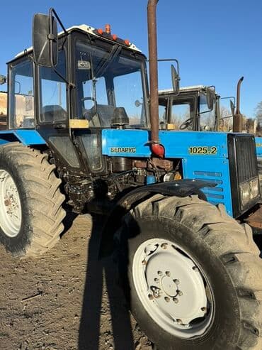 Тракторы Lovol: Трактор Беларус 1025.2 2020 абалы жакшы таласта алмашуу жолдору — 3