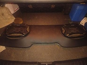 Акустическая полка для автомобиля деу МАТИЗ с установленными овальными