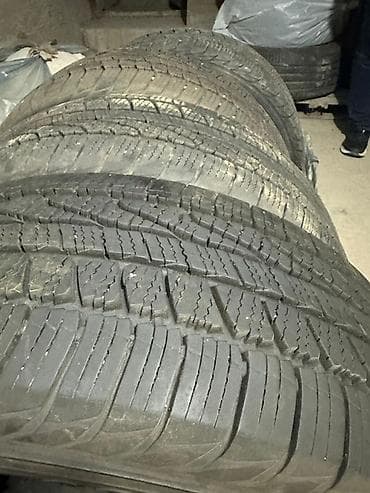 с4 100: Комплект автомобильных шин 215/55 R17 94V. Характеристики: - Размер — 2