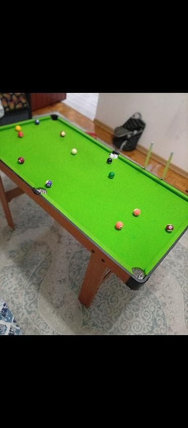 детский бильярд: Домашний мини-бильярдный стол (пул) Комплектация: - стол с зелёным — 3
