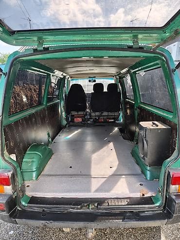 кузов 211: Volkswagen Transporter: 1992 г., 2.4 л, Дизель, Минивэн — 10