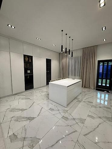 обмен дом на кв: 260 м², 7 комнат — 5