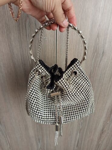 Киреге берилүүчү кийимдер: Сумка-мешок вечерняя с кристаллами - Форма: мешочек с затяжкой на — 1