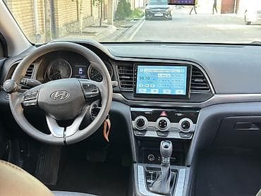 daewoo centra: Hyundai Avante: 2019 г., 1.6 л, Автомат, Бензин, Седан — 2
