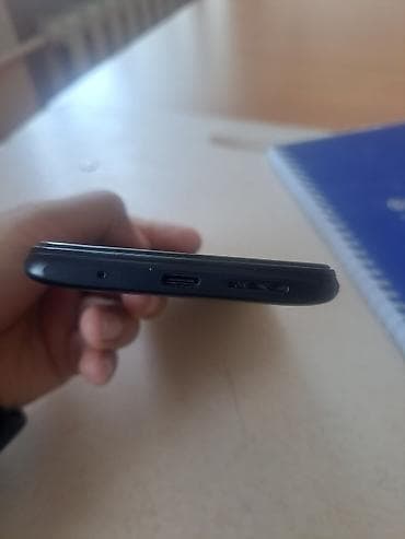 ipod 3 touch: Poco Б/у, 128 ГБ, цвет - Черный, 2 SIM — 9