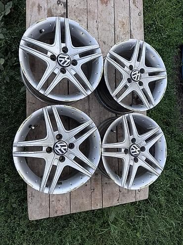 Транспорт: Комплект из 4 легкосплавных дисков Volkswagen. - Диаметр: 14" — 1