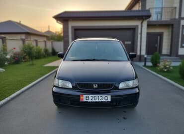 грузовые шина порезы: Honda Odyssey: 1997 г., 2.2 л, Автомат, Бензиновая, Минивэн — 1