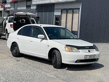 ufs 3: Аренда автомобиля в г. Ош. Белый седан Honda для повседневных — 5