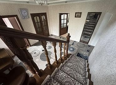 mega hous: 300 м², 7 комнат — 8