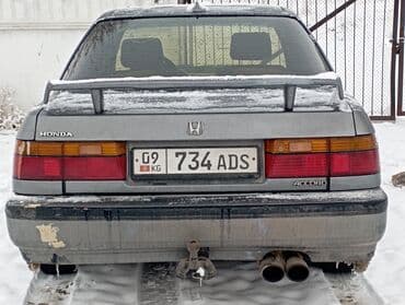 civic 4d: Honda Accord: 1991 г., 2 л, Механика, Бензин, Седан — 4