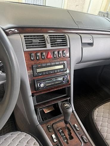 infinity fx35: Mercedes-Benz E-Class: 2000 г., 3.2 л, Автомат, Бензин, Седан — 7